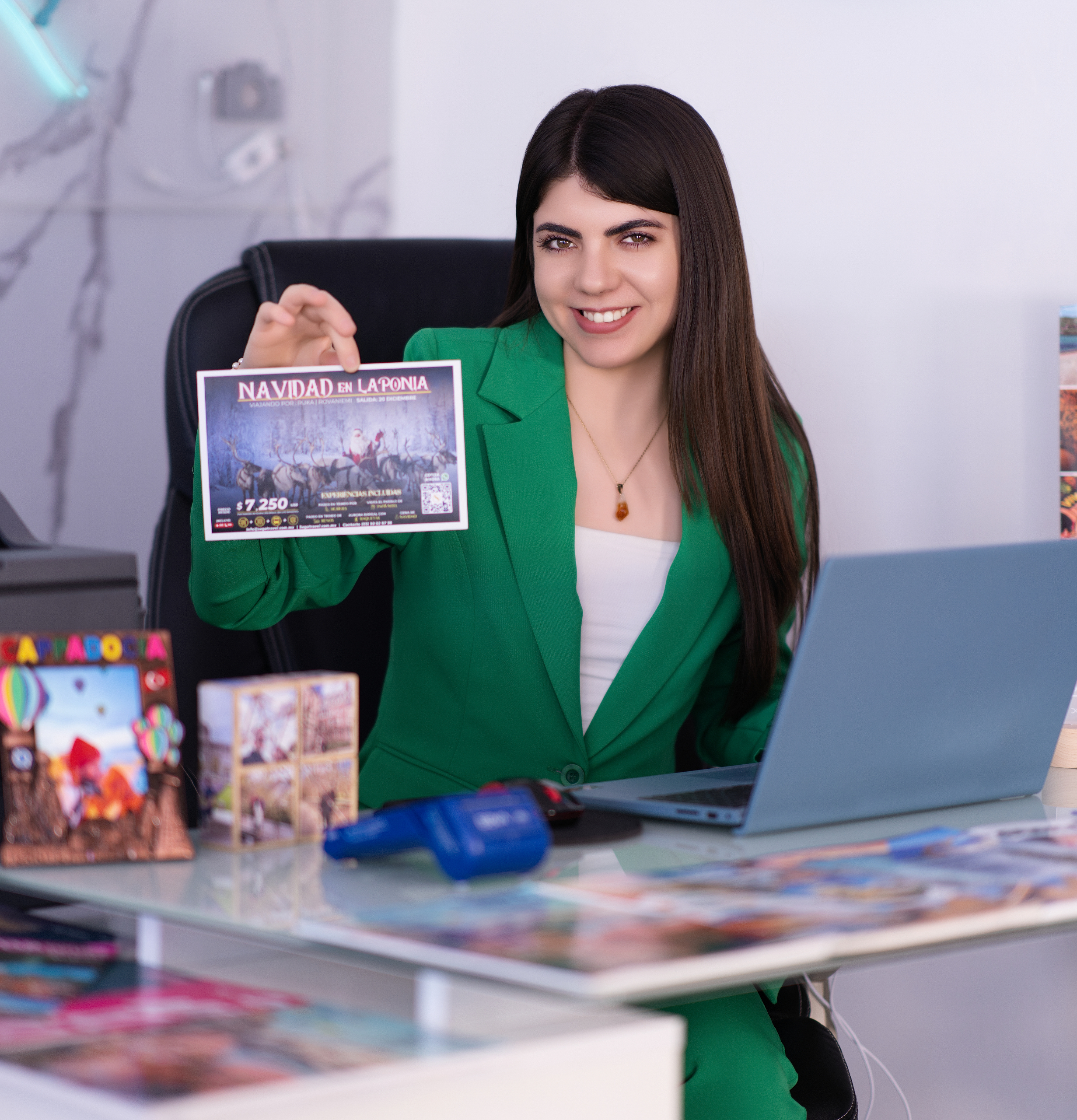 Cecilia Romo<br>Logística y Reservaciones